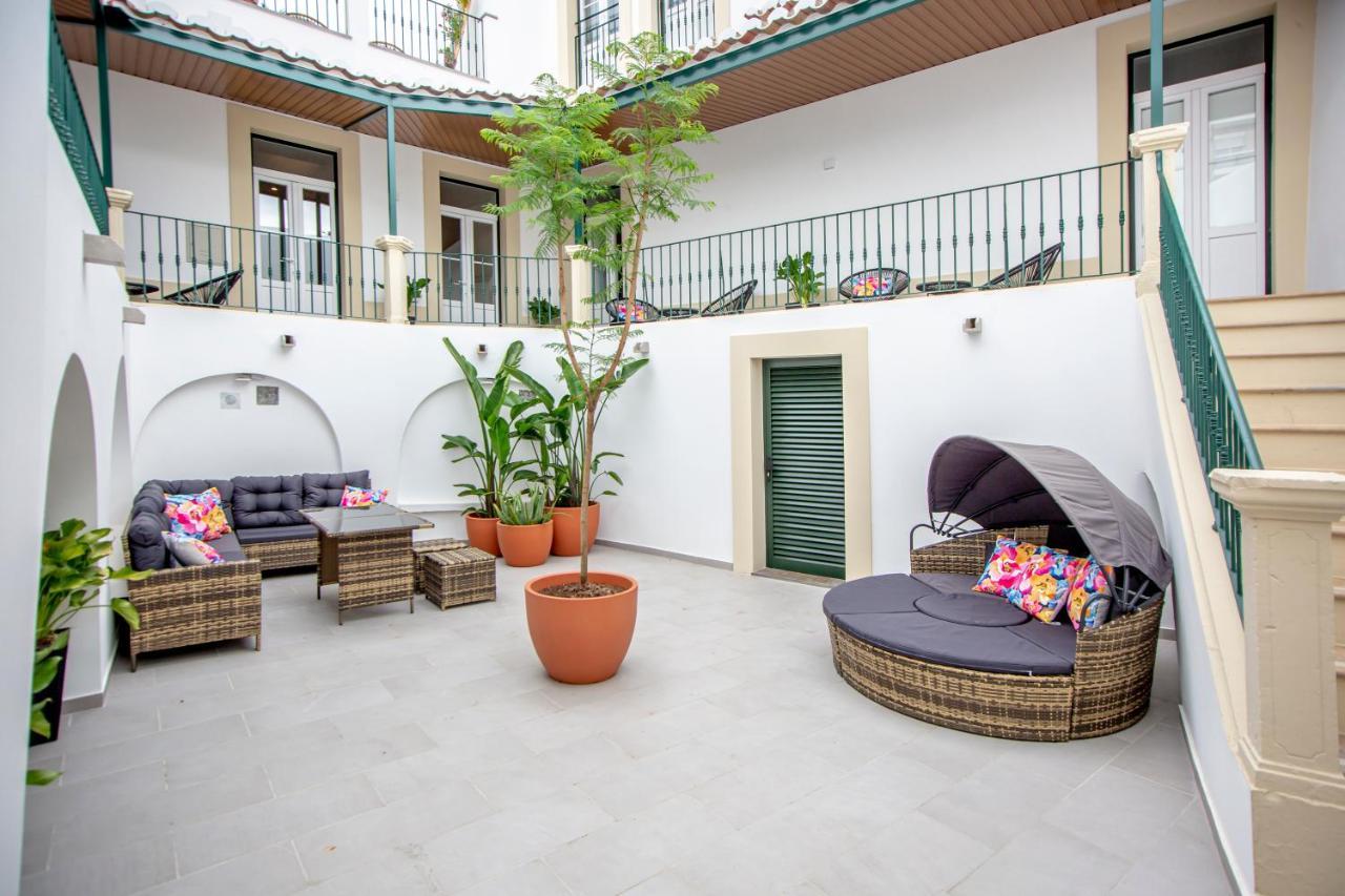 Guest House Jacaranda Faro Bagian luar foto