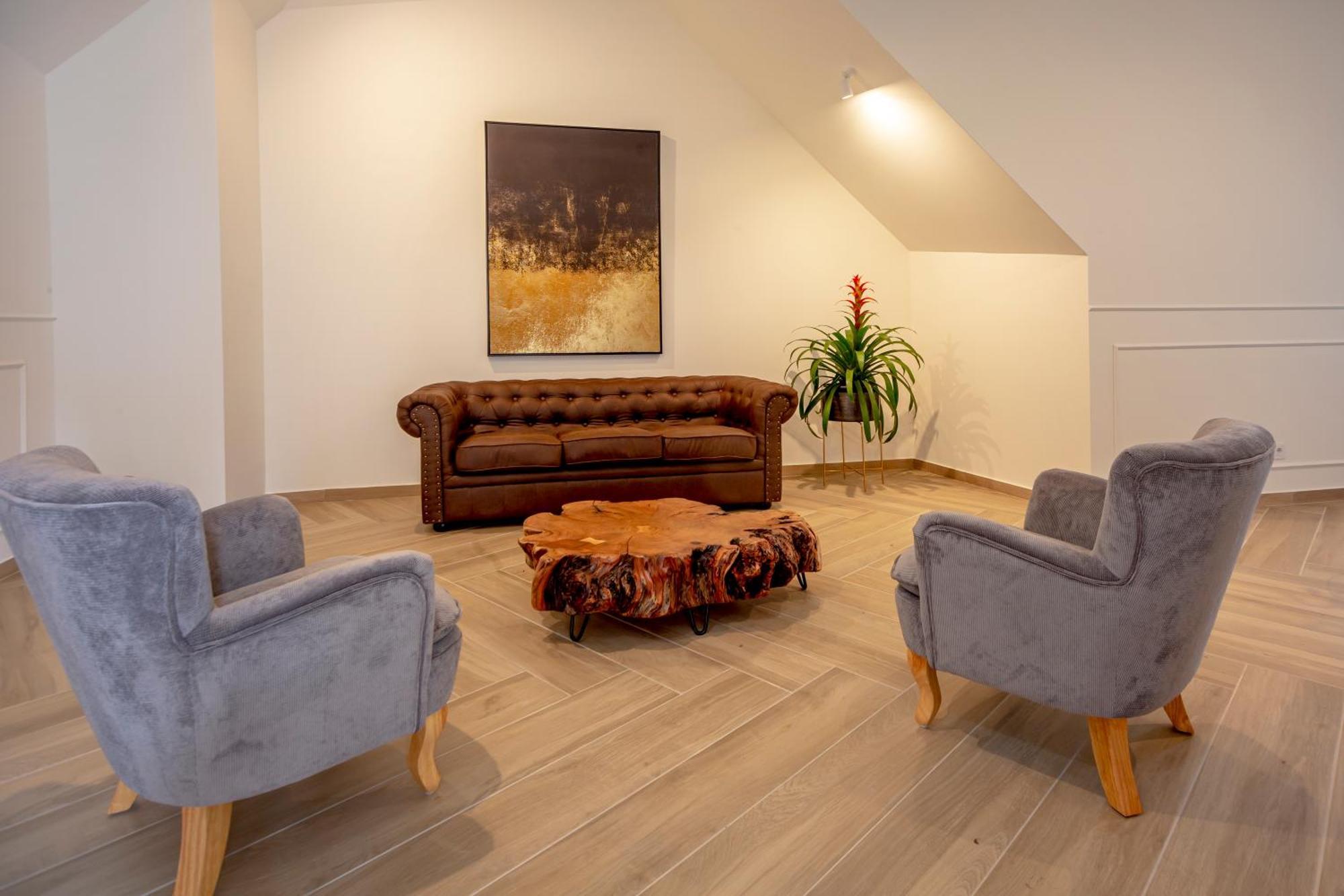 Guest House Jacaranda Faro Bagian luar foto